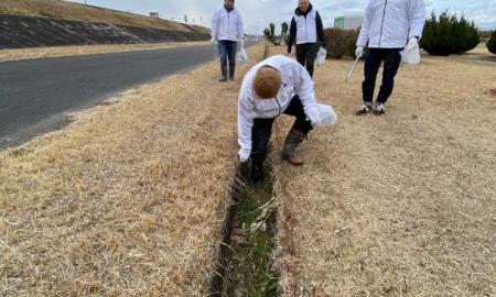 和歌山市せせらぎ公園 河川敷清掃奉仕活動