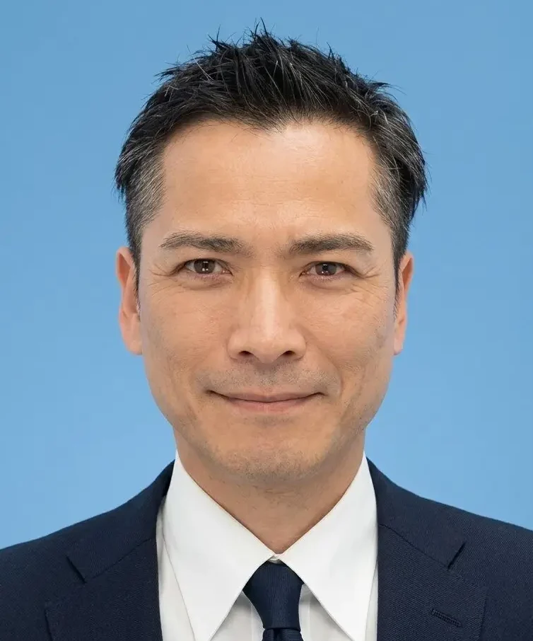 板倉 嘉孝