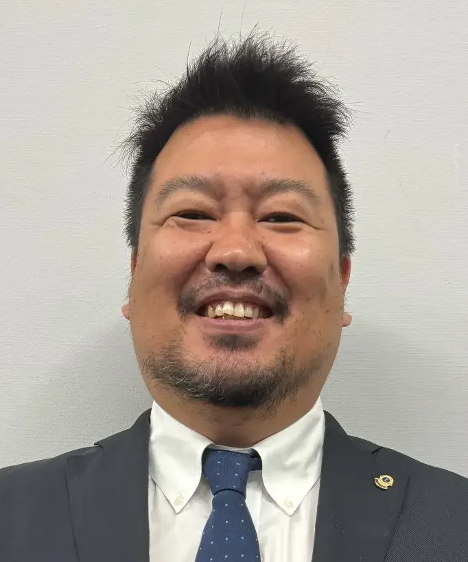 神崎 崇